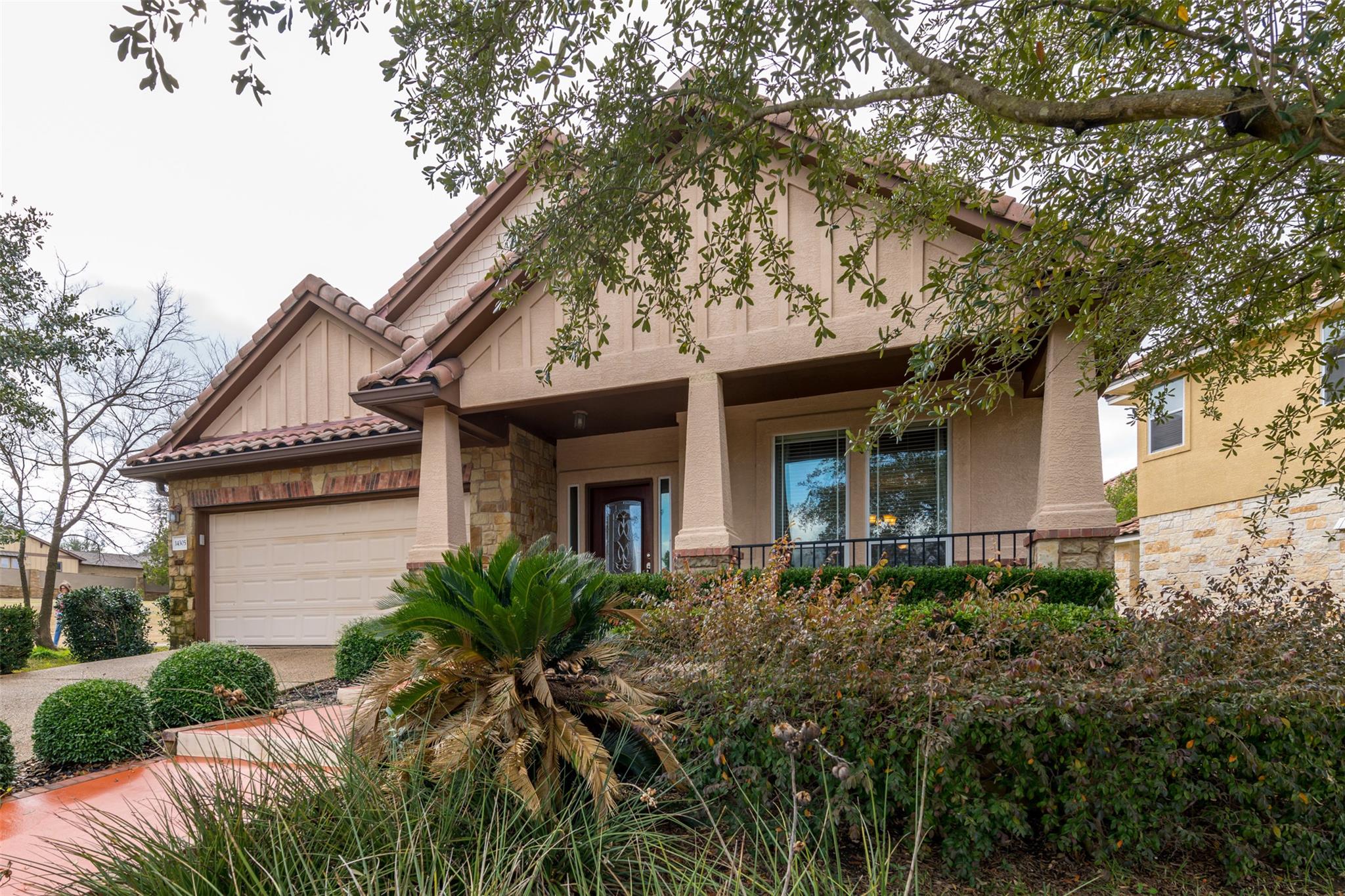 14305 Broadwinged Hawk DR