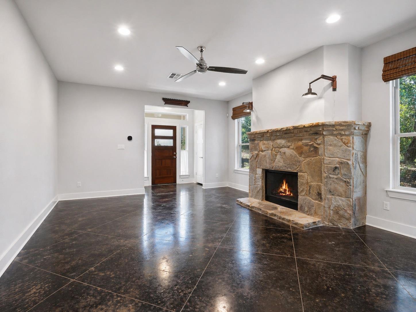 10103 Twin Lake LOOP