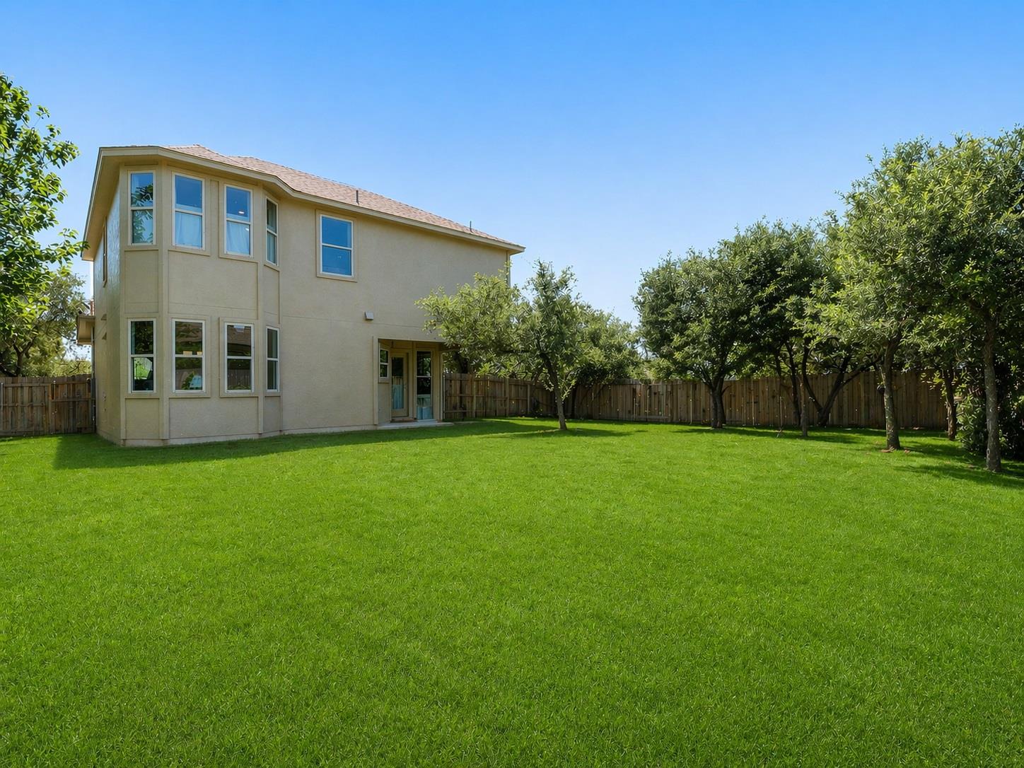 10103 Twin Lake LOOP