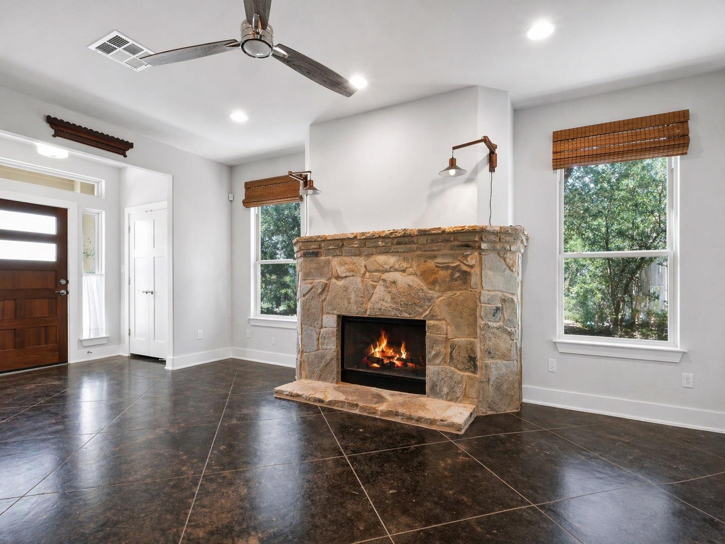10103 Twin Lake LOOP