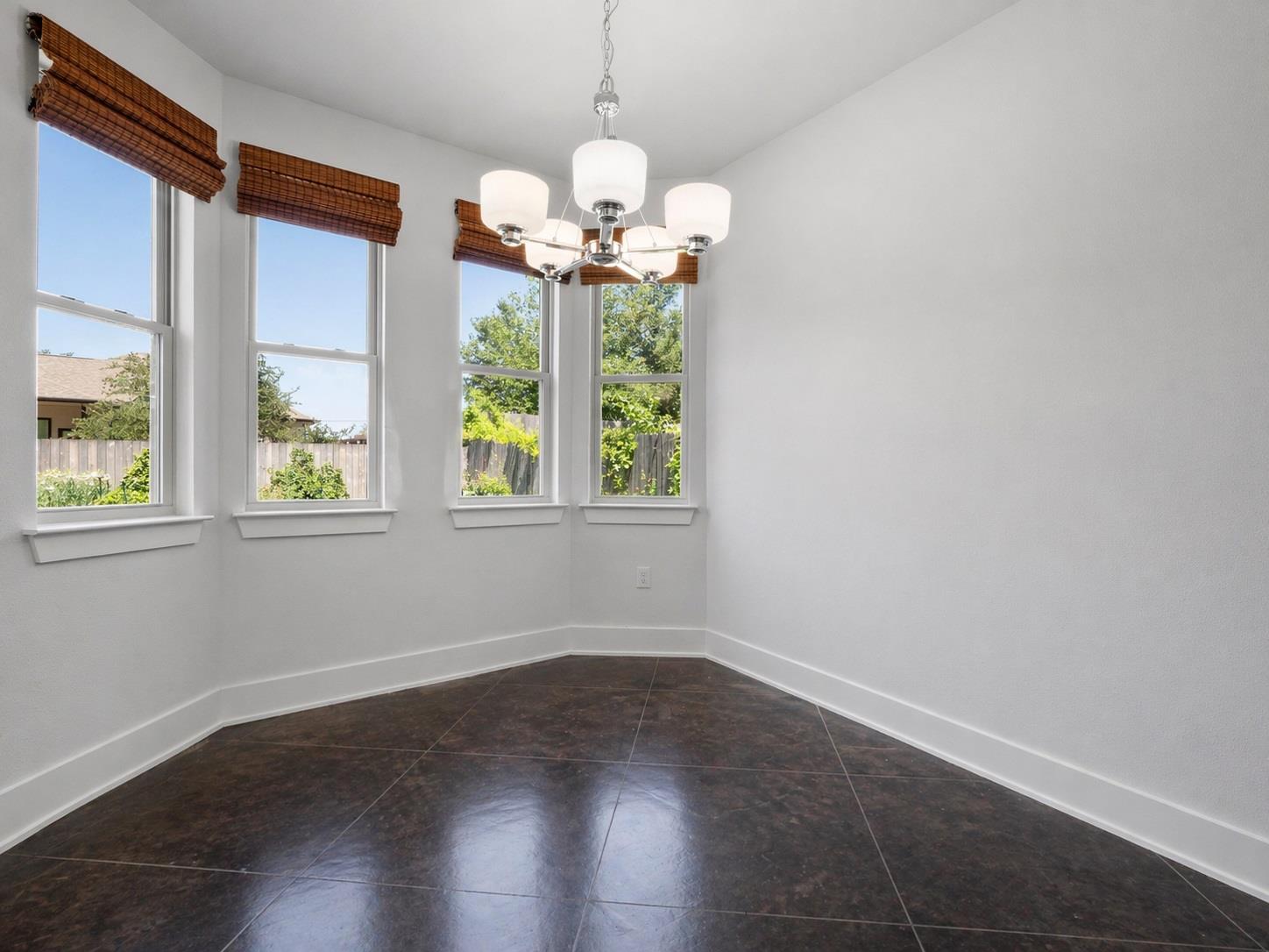 10103 Twin Lake LOOP