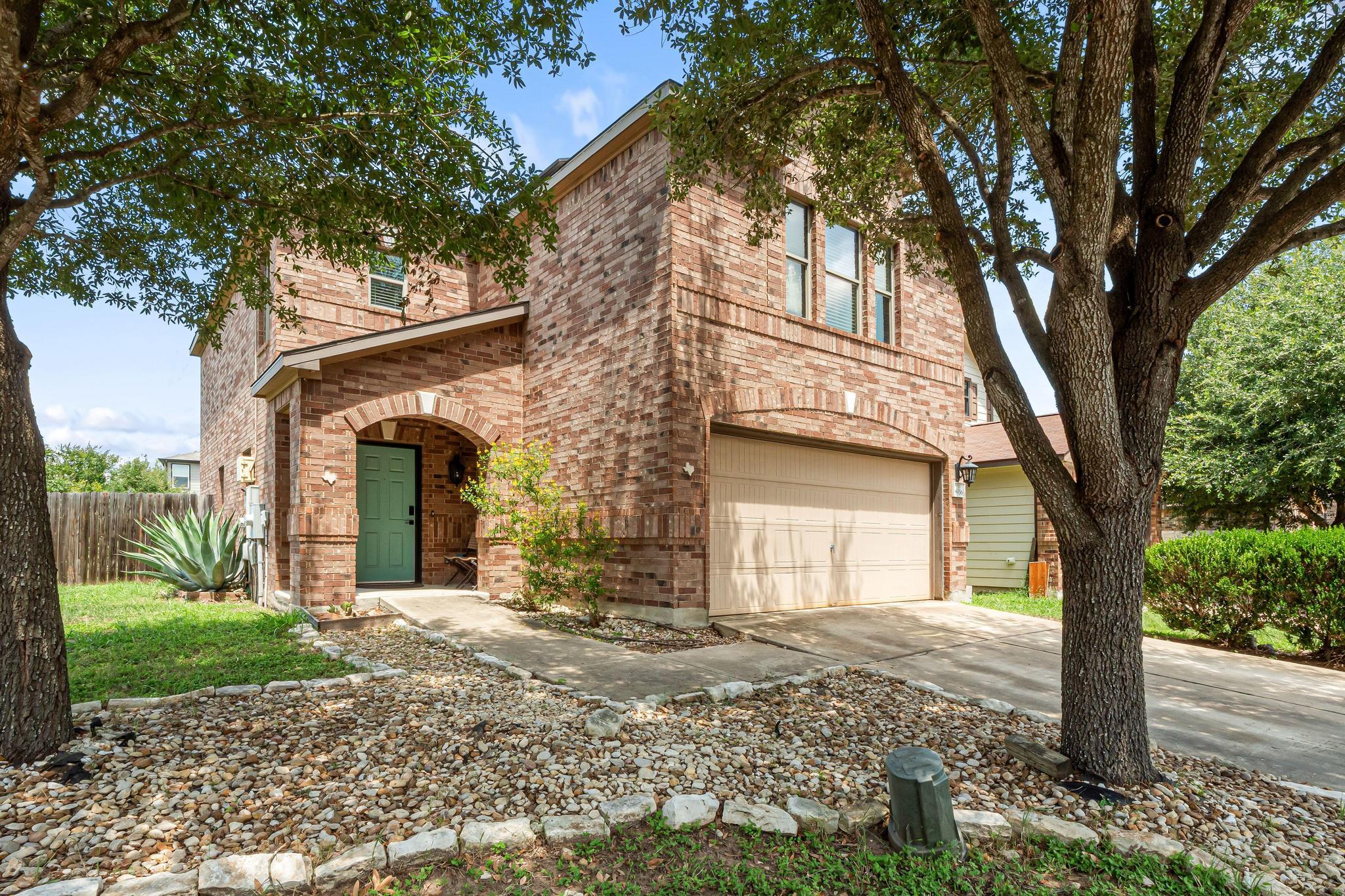 8936 Milton Lease DR