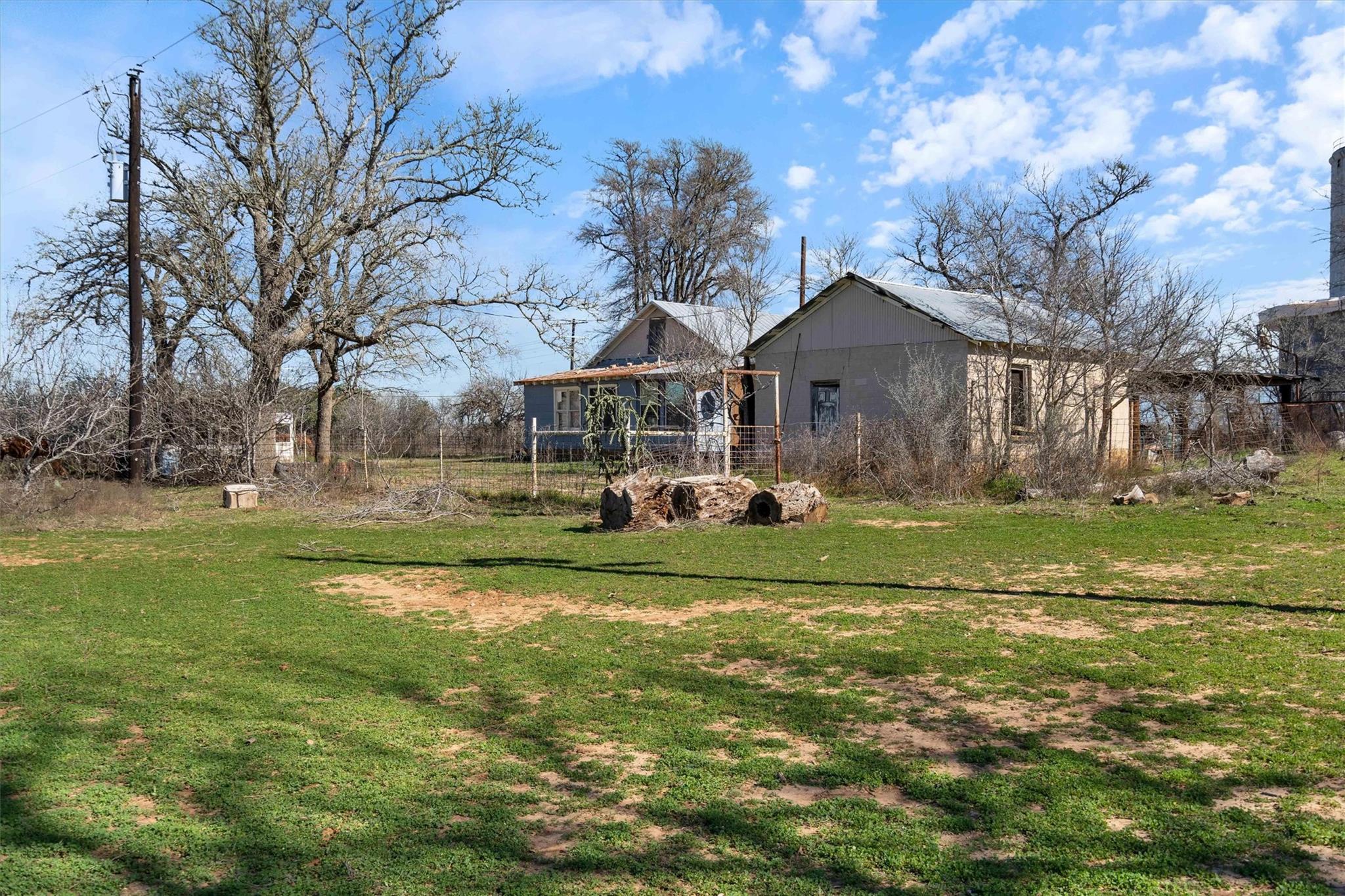 1540 N State Highway 95 Highway