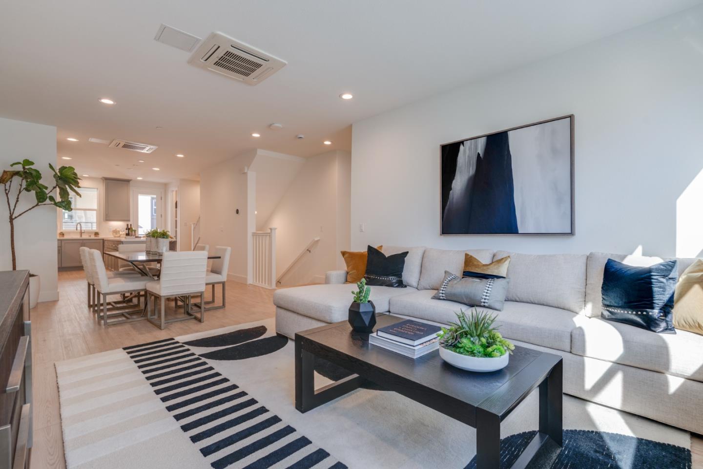 1423 Venice TER