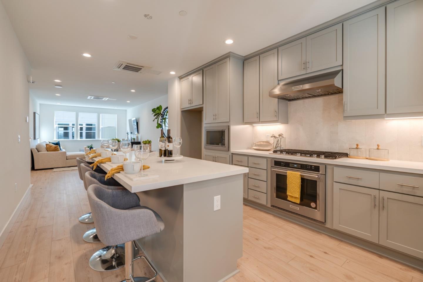 1423 Venice TER