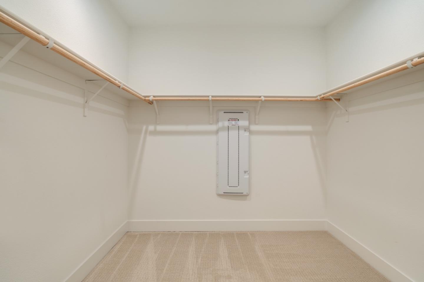 1423 Venice TER
