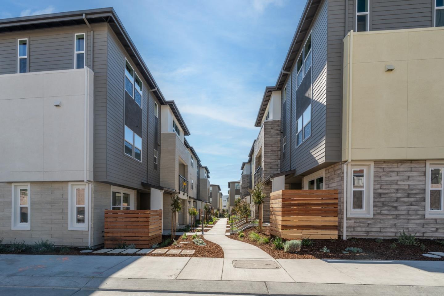 1423 Venice TER