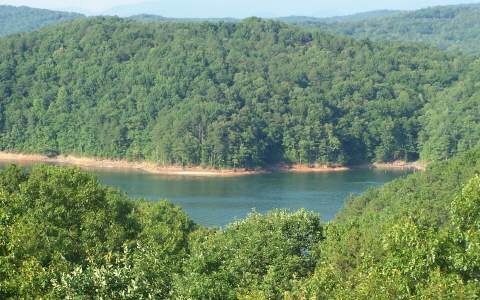 100 Lakeside Trail