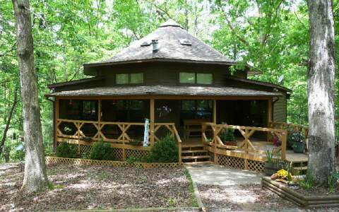 1538 Newport
