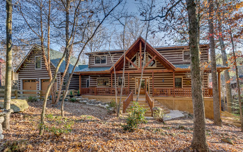 111 Ballard Lane