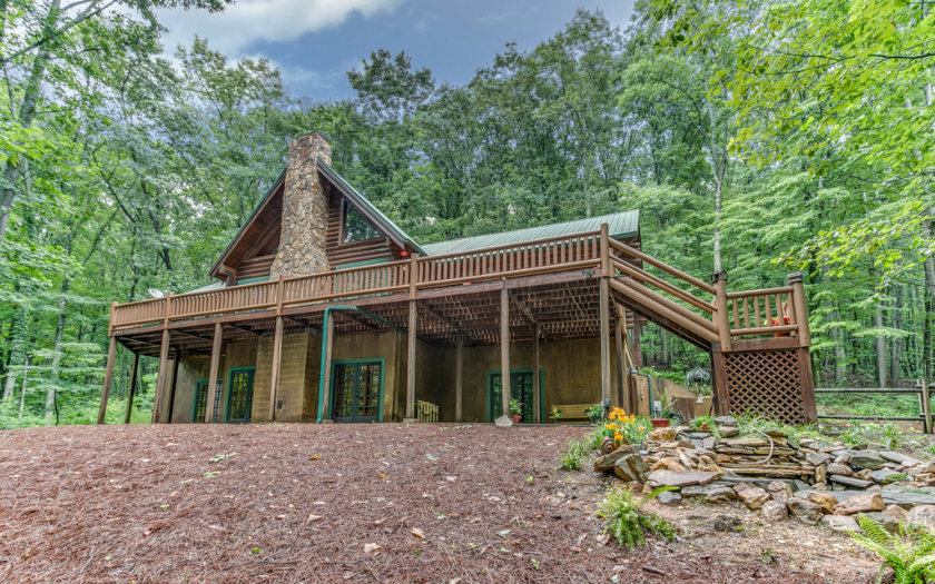 236 Ayers Rock Road