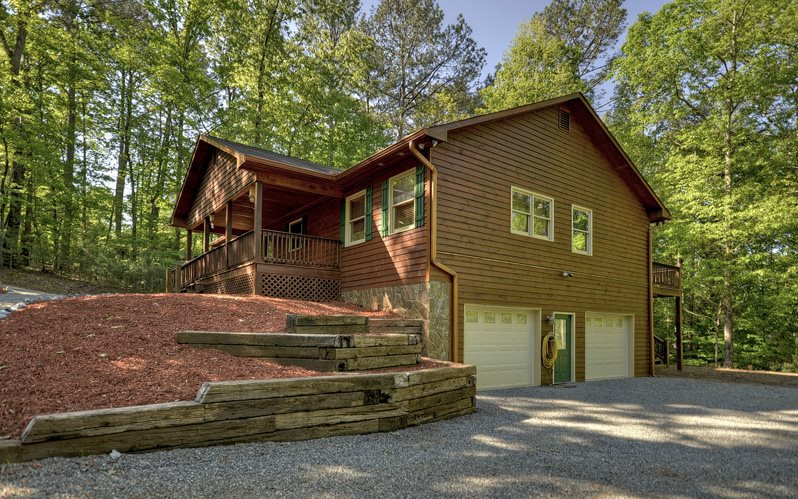 334 Darian Way