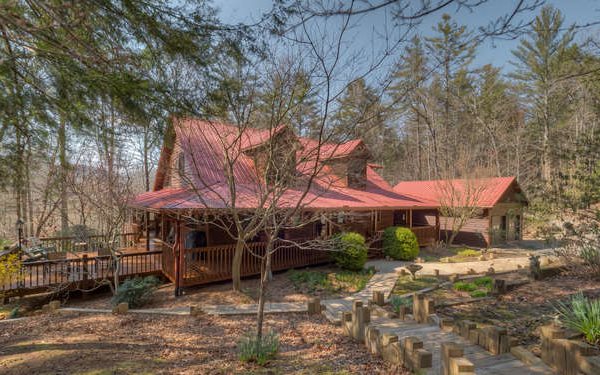 270 The Forest Rd
