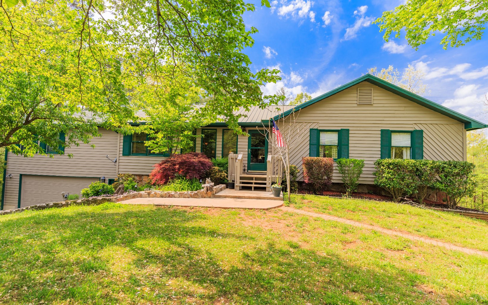 863 Greenfield