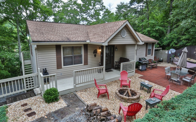 168 Acorn Court