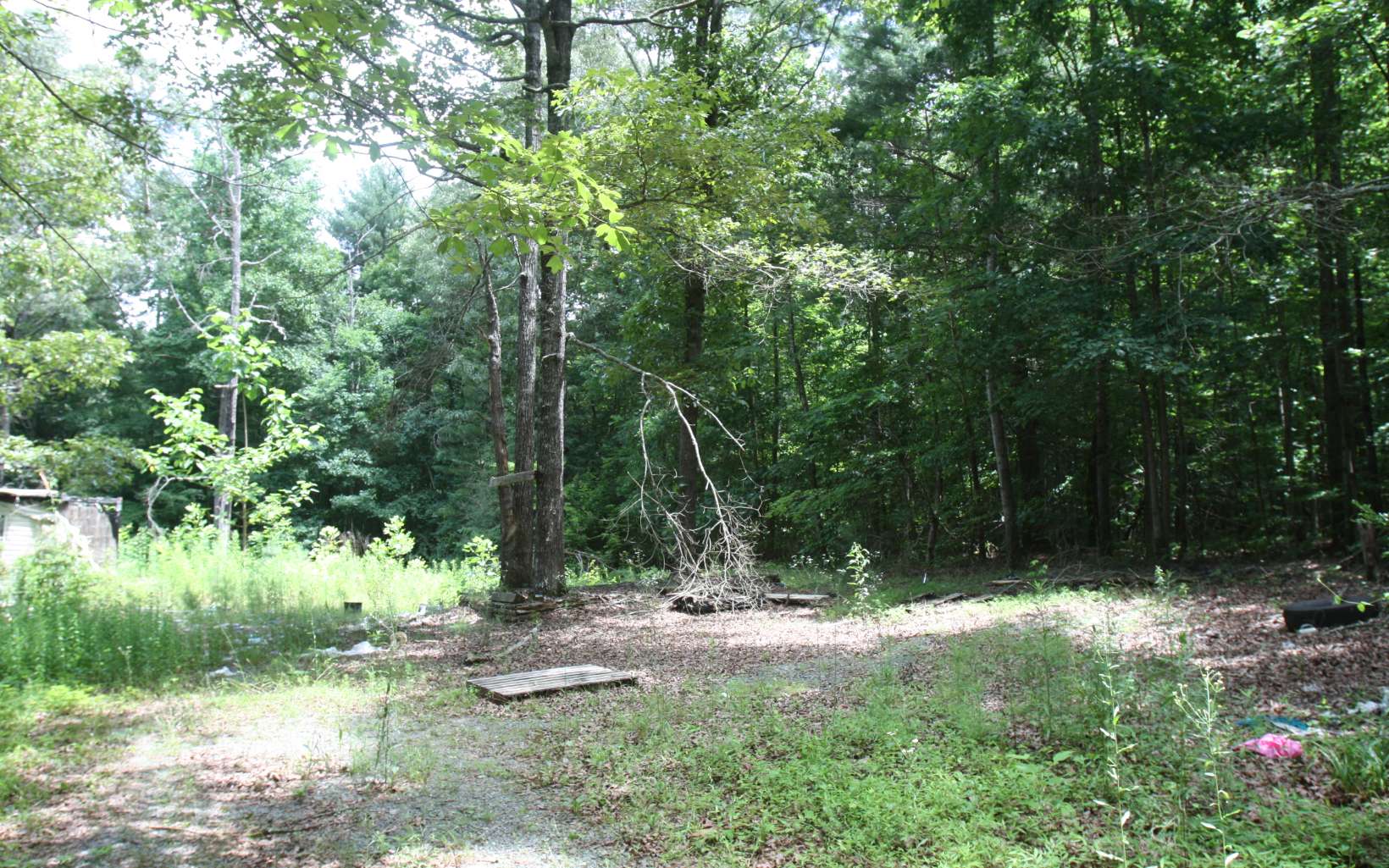 106 Oakwood Trail