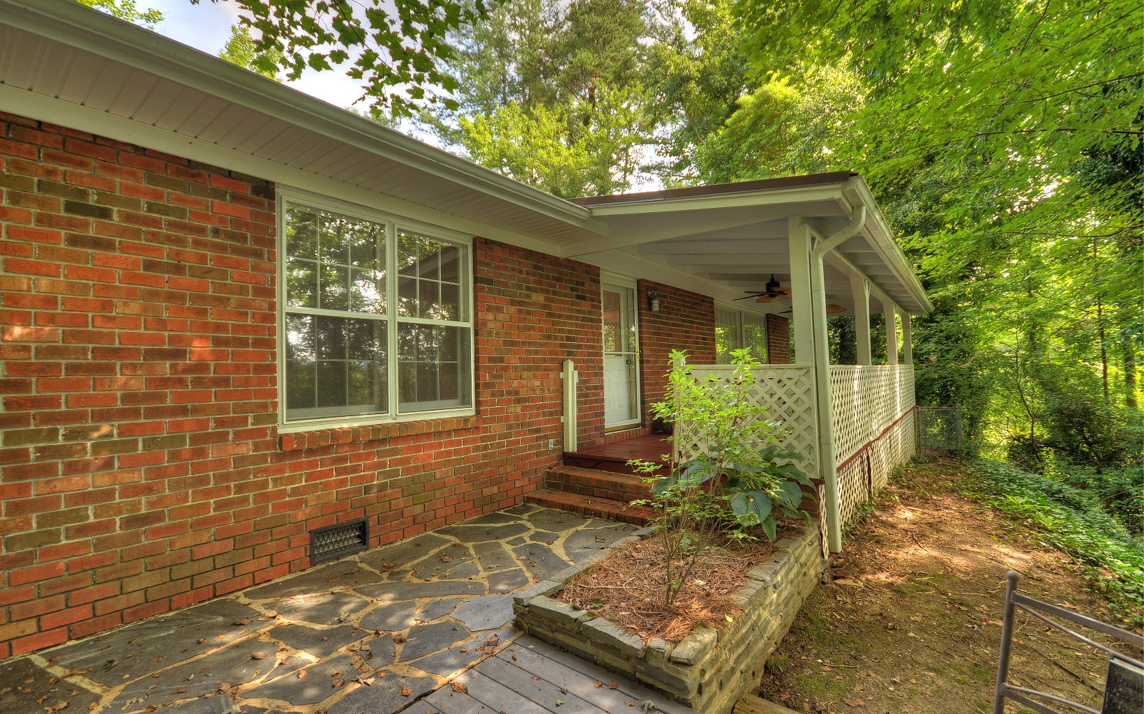 148 Logan Circle