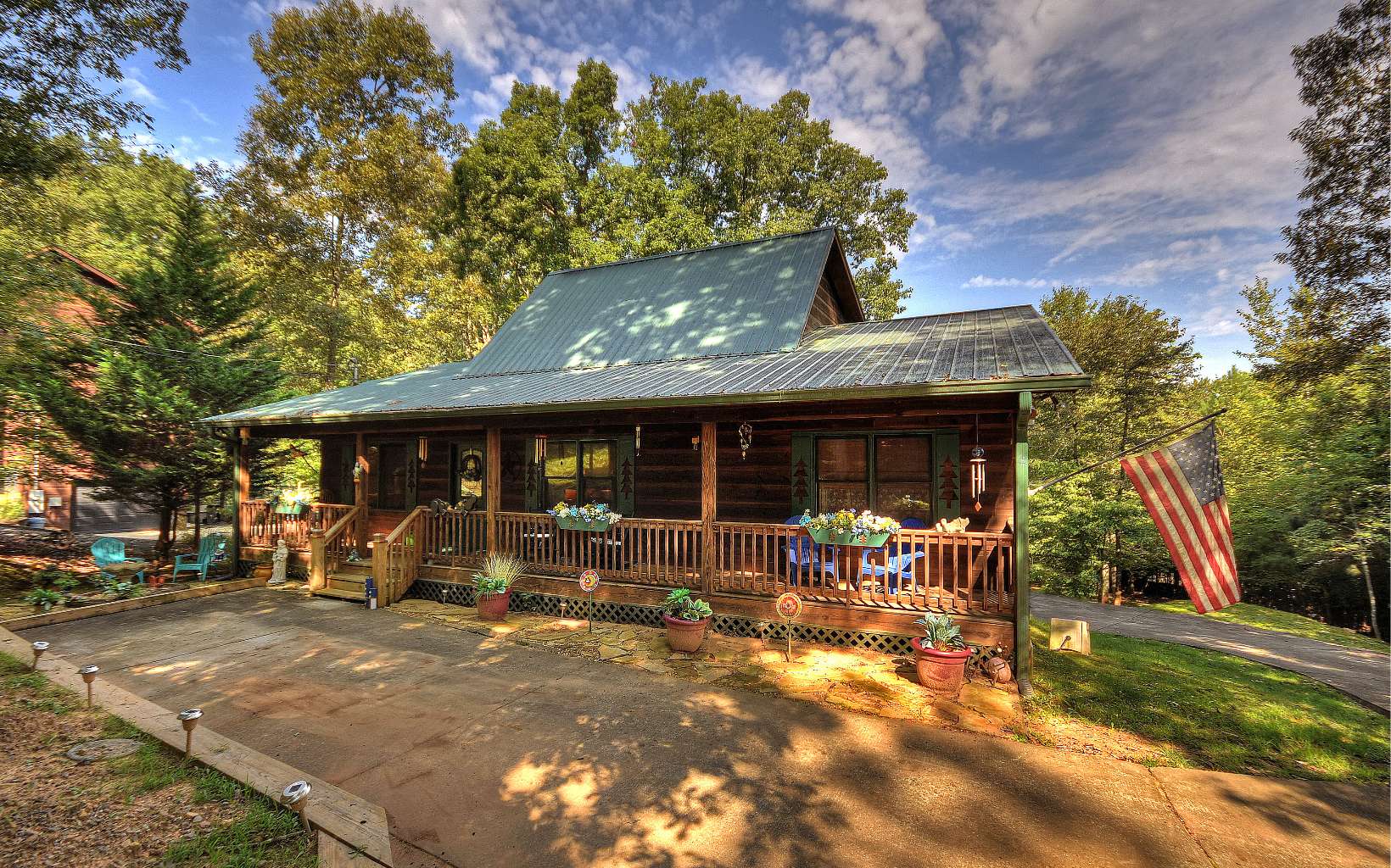 808 Villa Drive