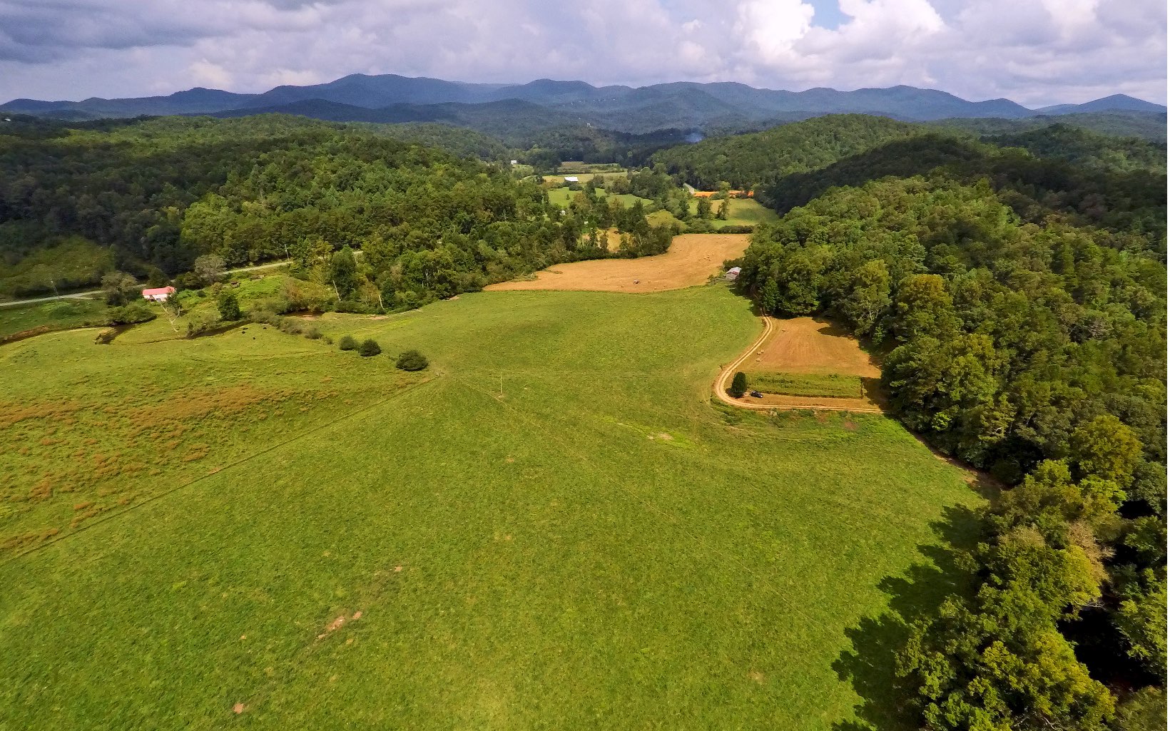 48AC Whitepath Road