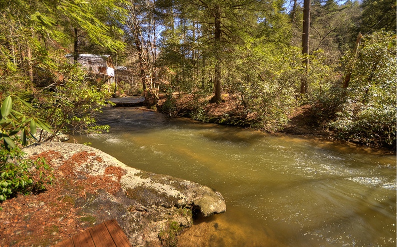 438 Whitewater Run Court