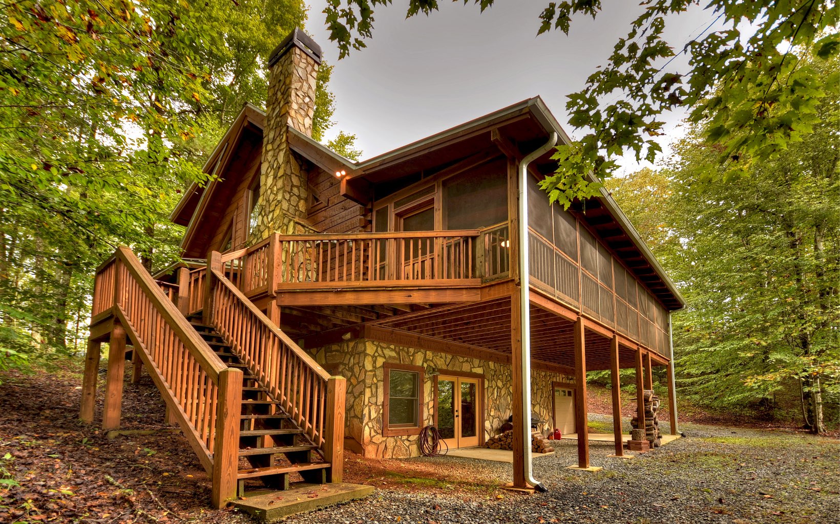 31 Whispering Pines Place