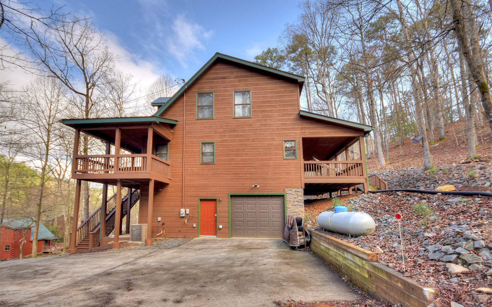 623 Novena Court