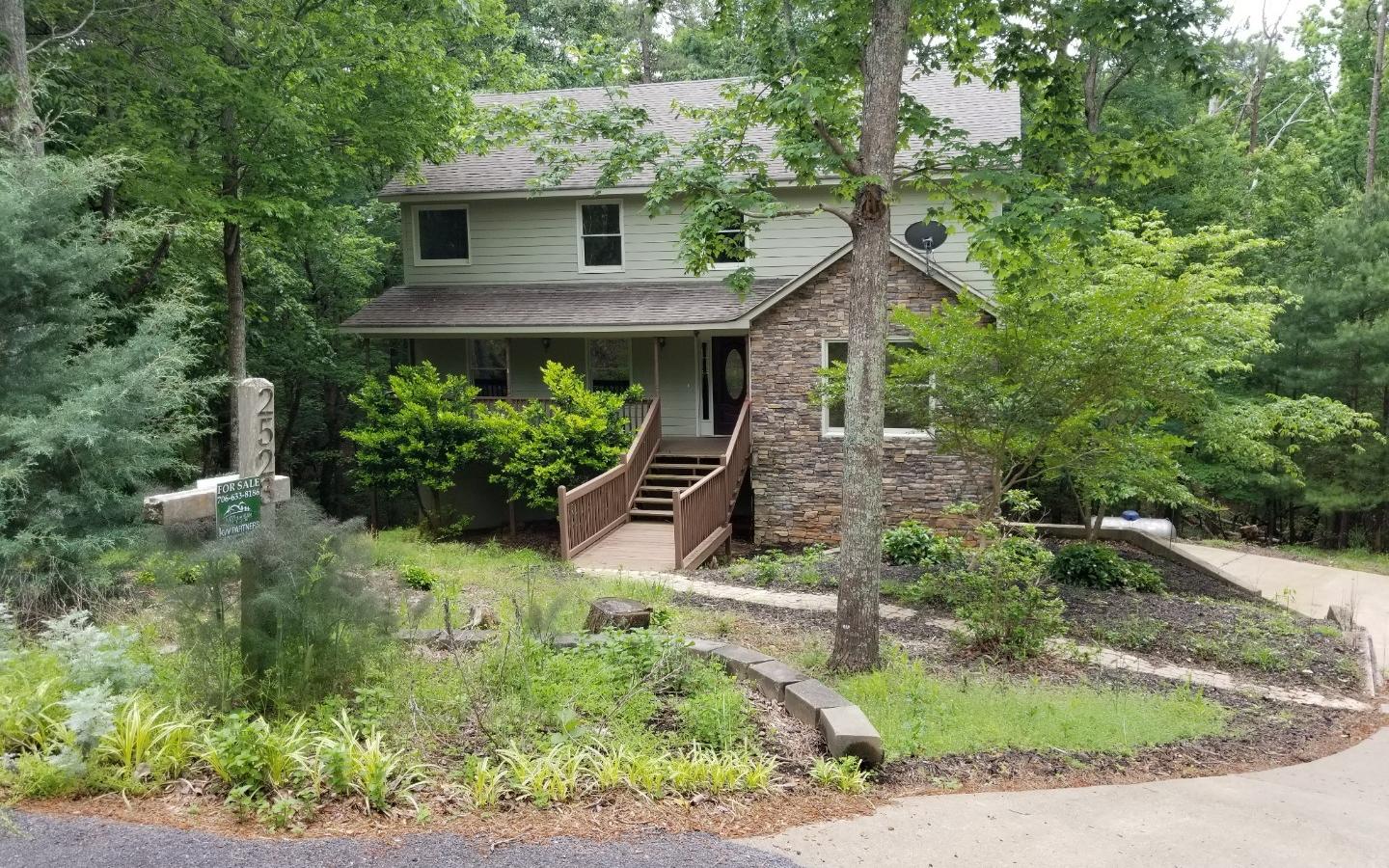 2523 Tamarack Drive
