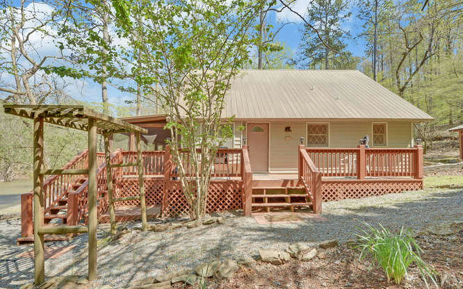 126 Addle Way
