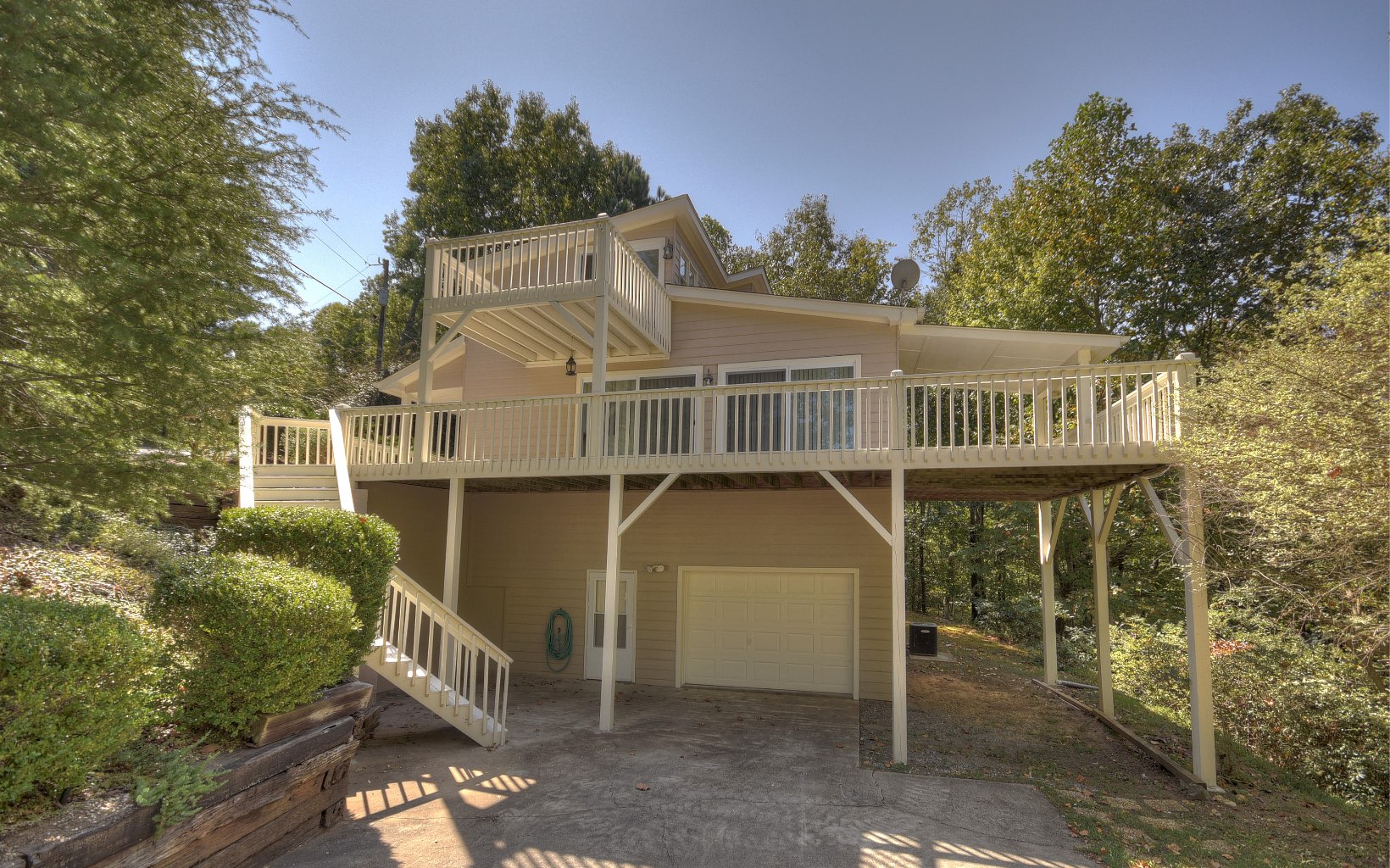 101 Lamar Drive