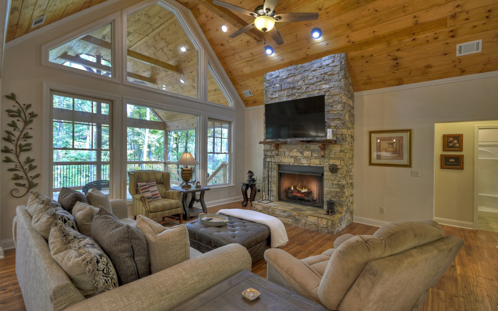 290 North Harris Creek