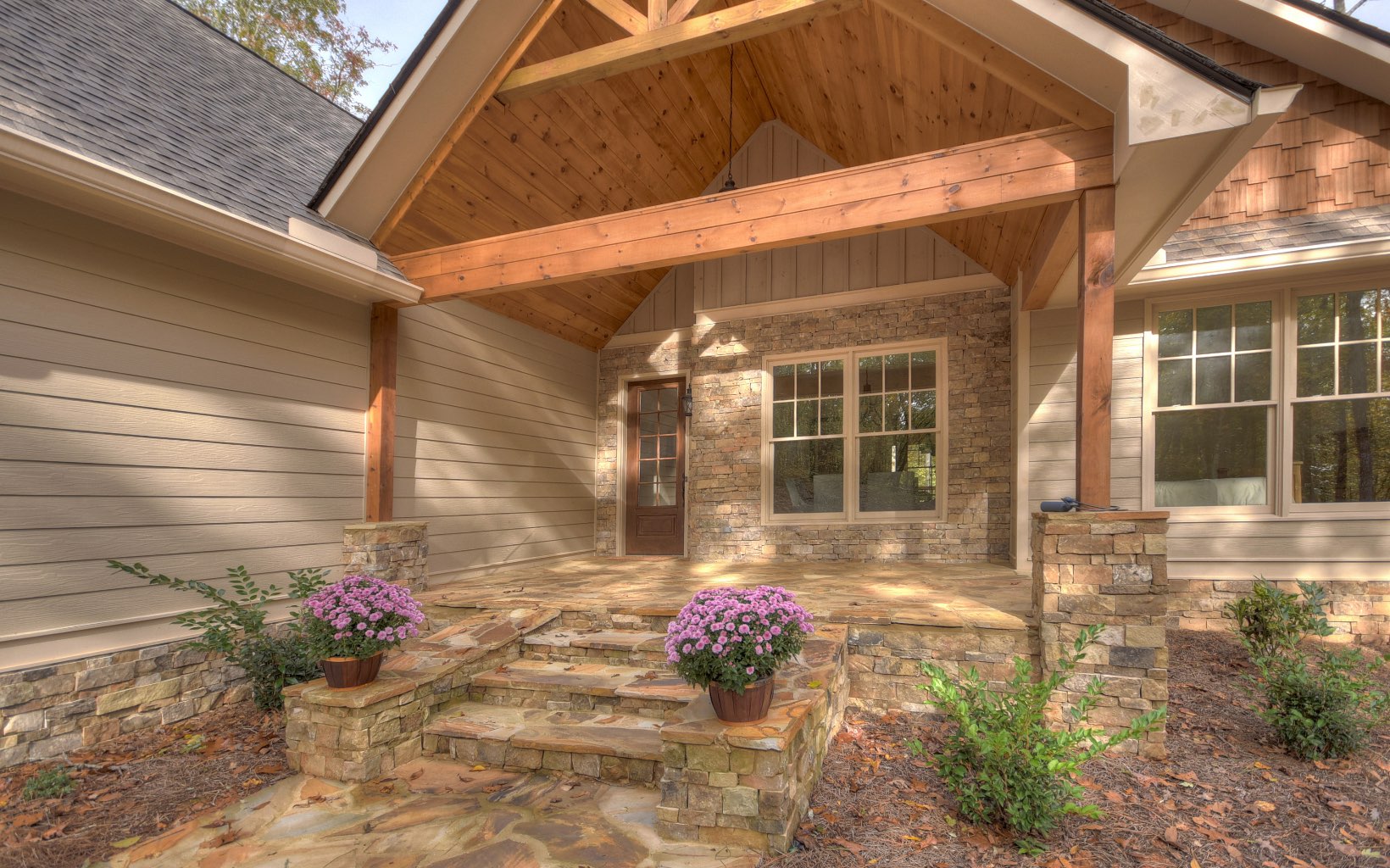 290 North Harris Creek
