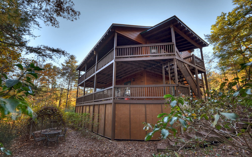 115 Cherry Log Summit Drive