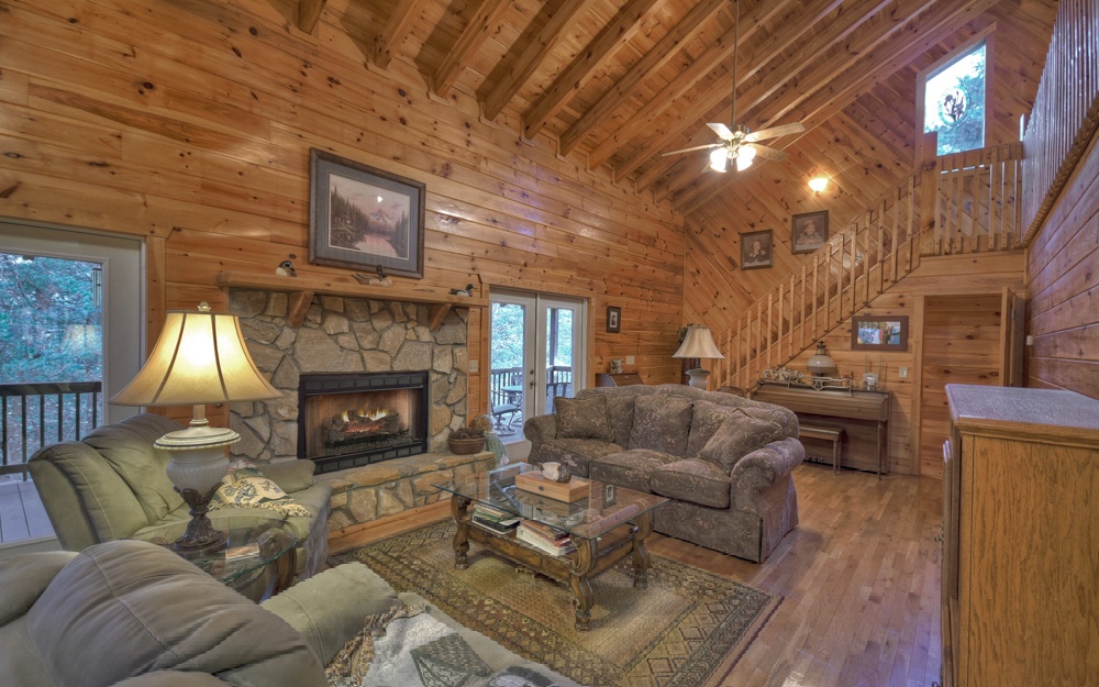 115 Cherry Log Summit Drive