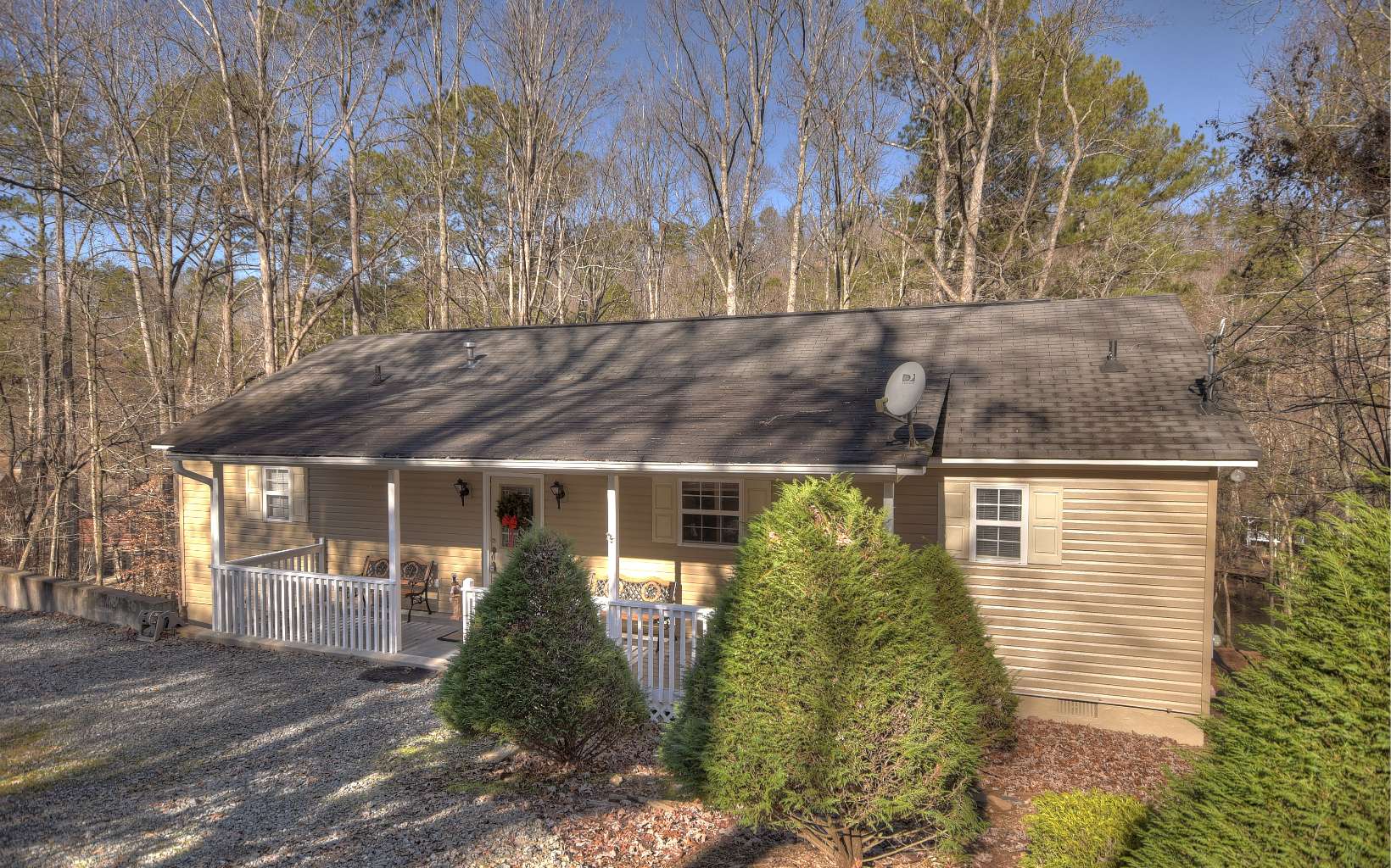 1323 Zenith Trail