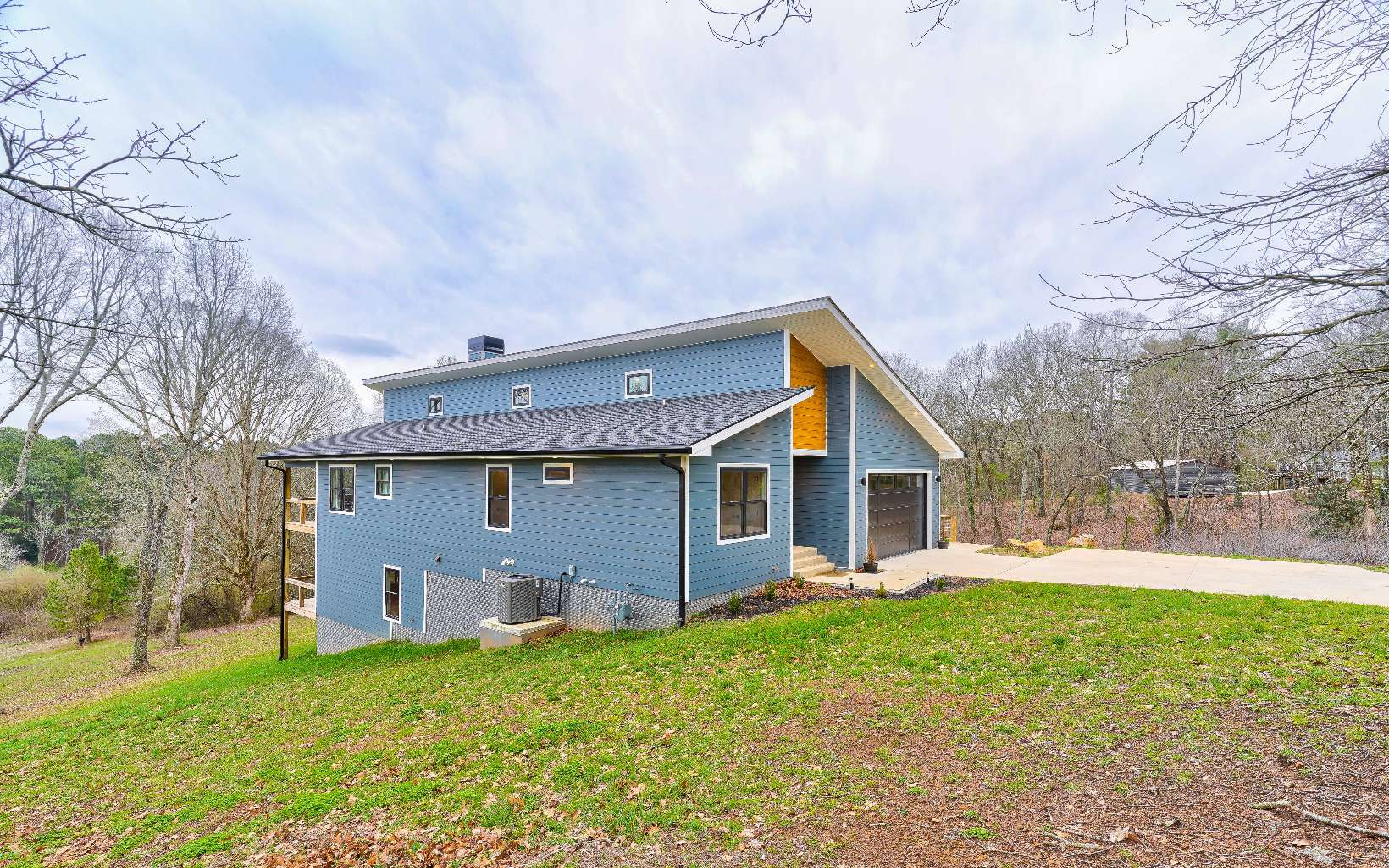 303 Chinquapin Road