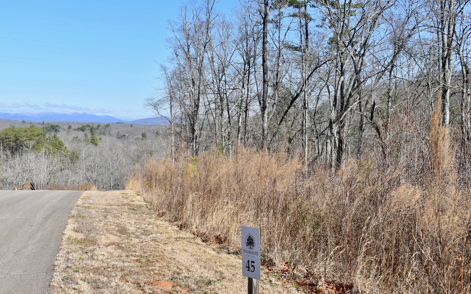 Amber Ridge Road