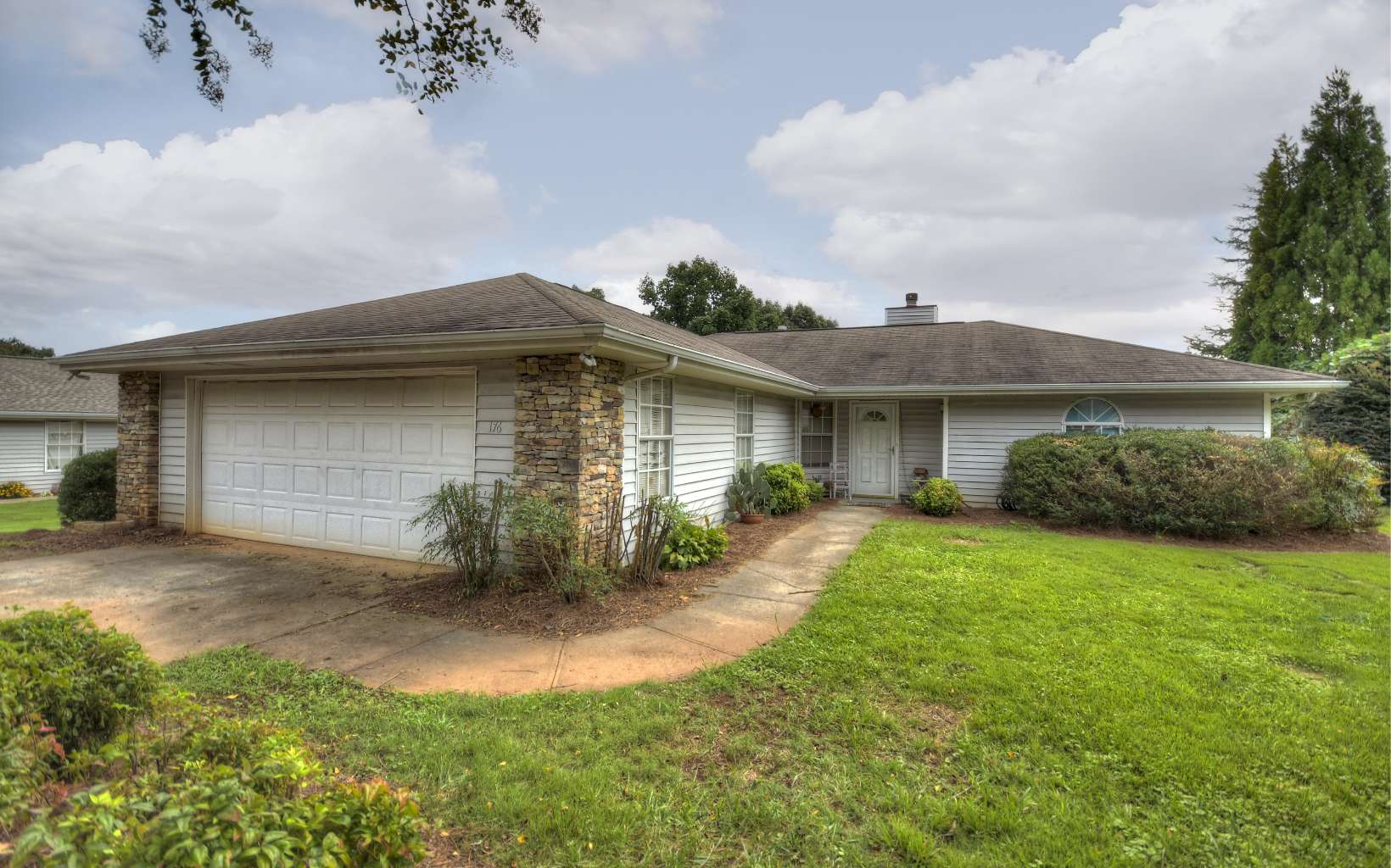 176 Navaho Trail