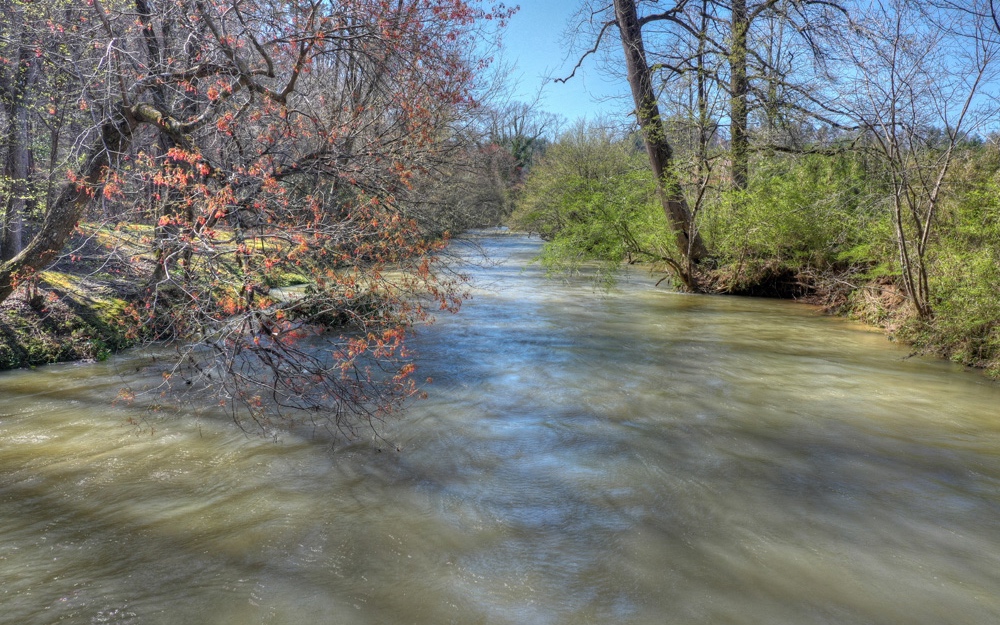 537 River Escape