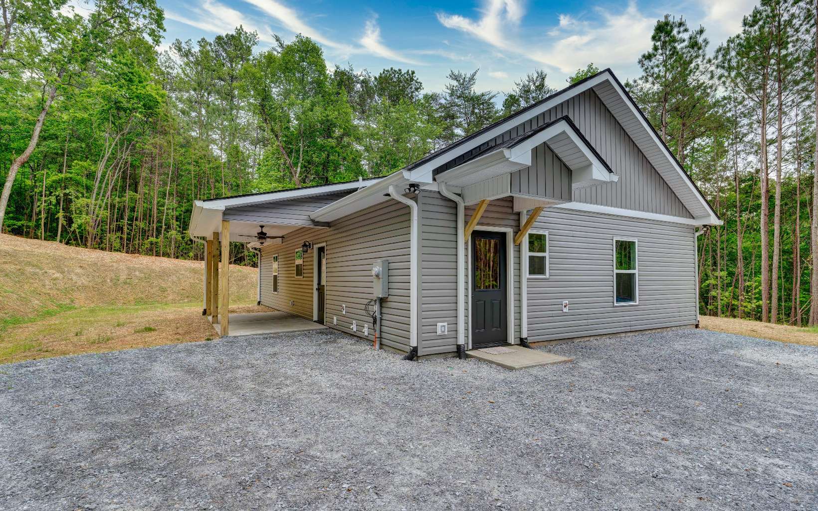16D Sunlight Road