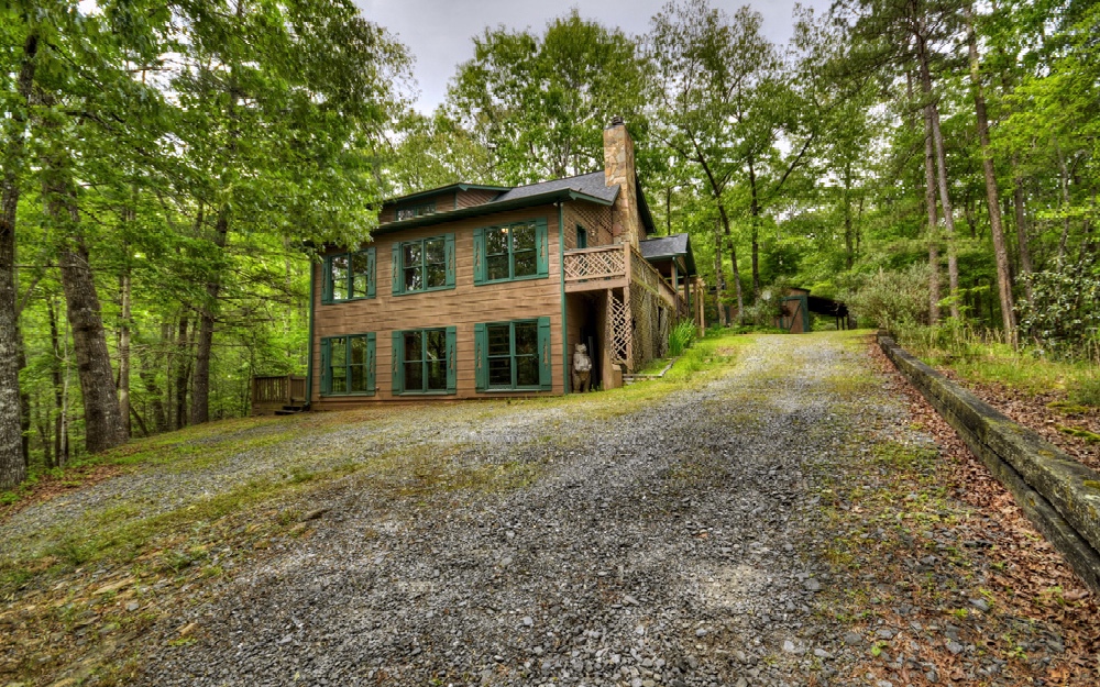 1436 Whispering Pine Lane