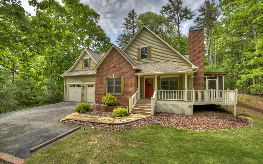 72 Holland Court