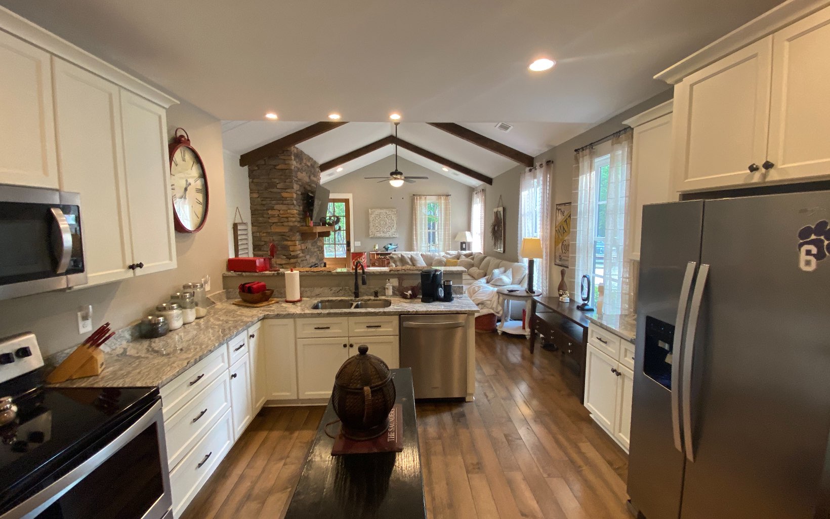 100 Ridgecrest Court