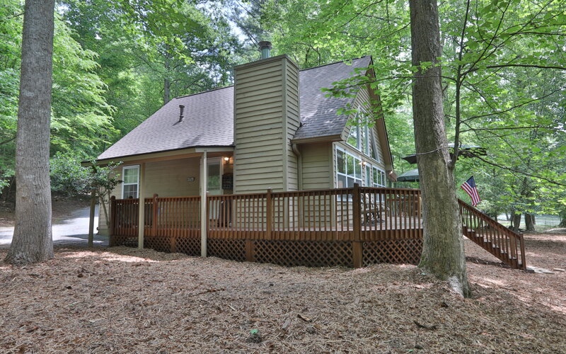 889 Centergate Drive