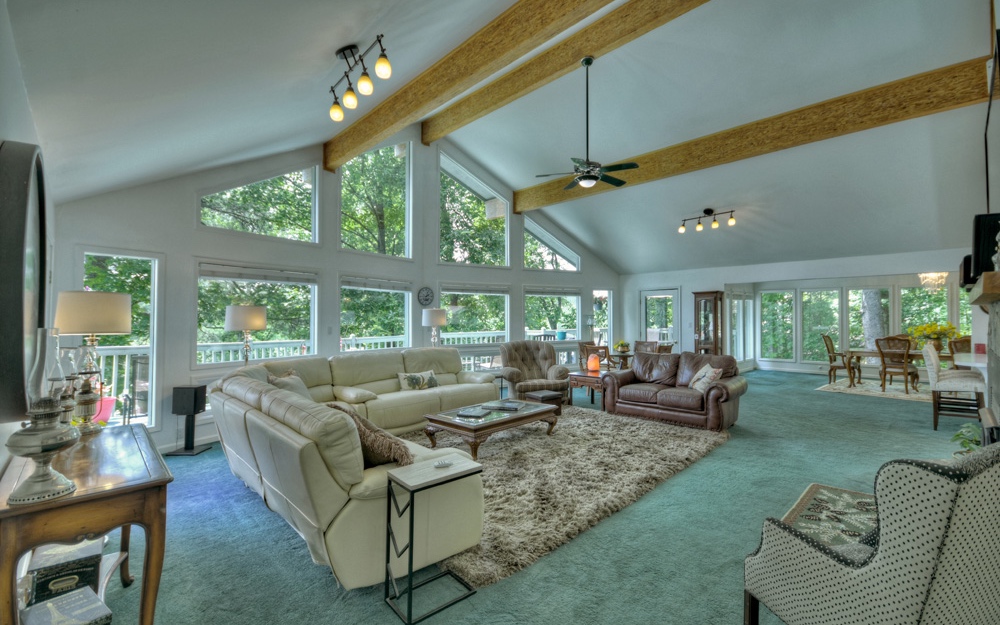 357 Johns Way