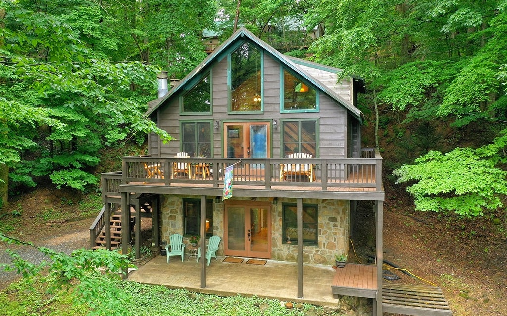 1213 Mountain Oak Drive