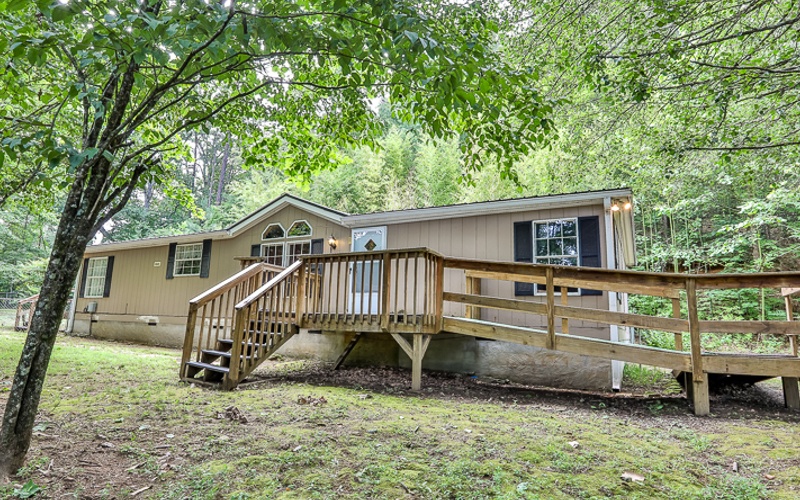 922 Mineral Bluff Hwy