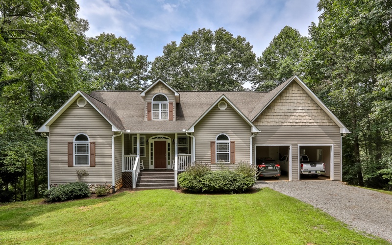 102 Elm Lane