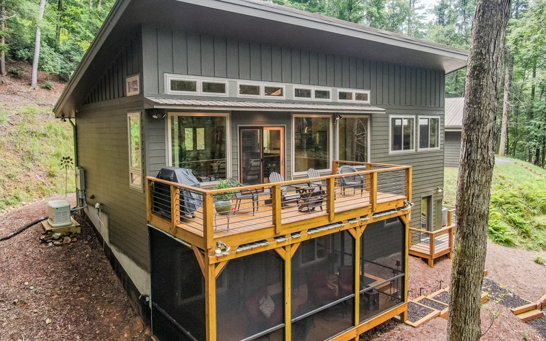 462 Crestview Lane