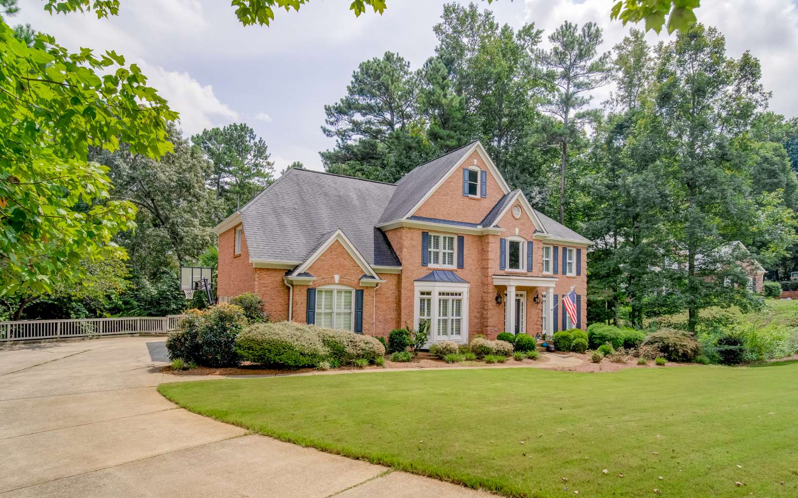 203 Valley View Court