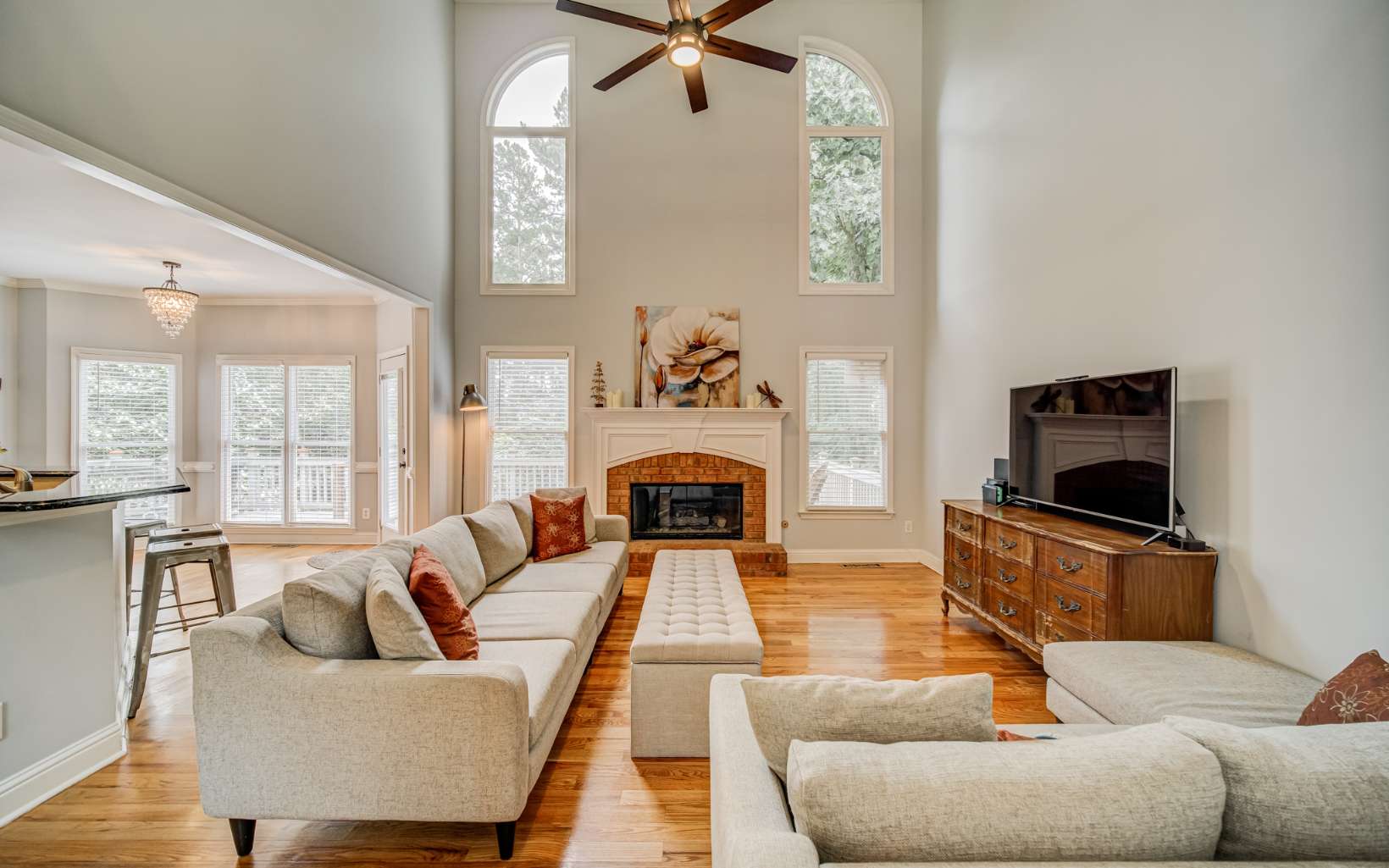 203 Valley View Court